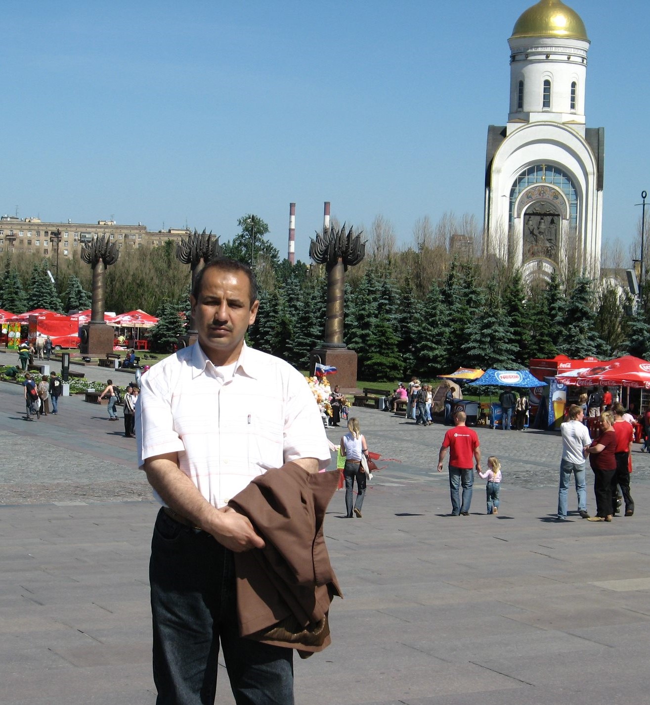 نبيل منصور الحكيمي